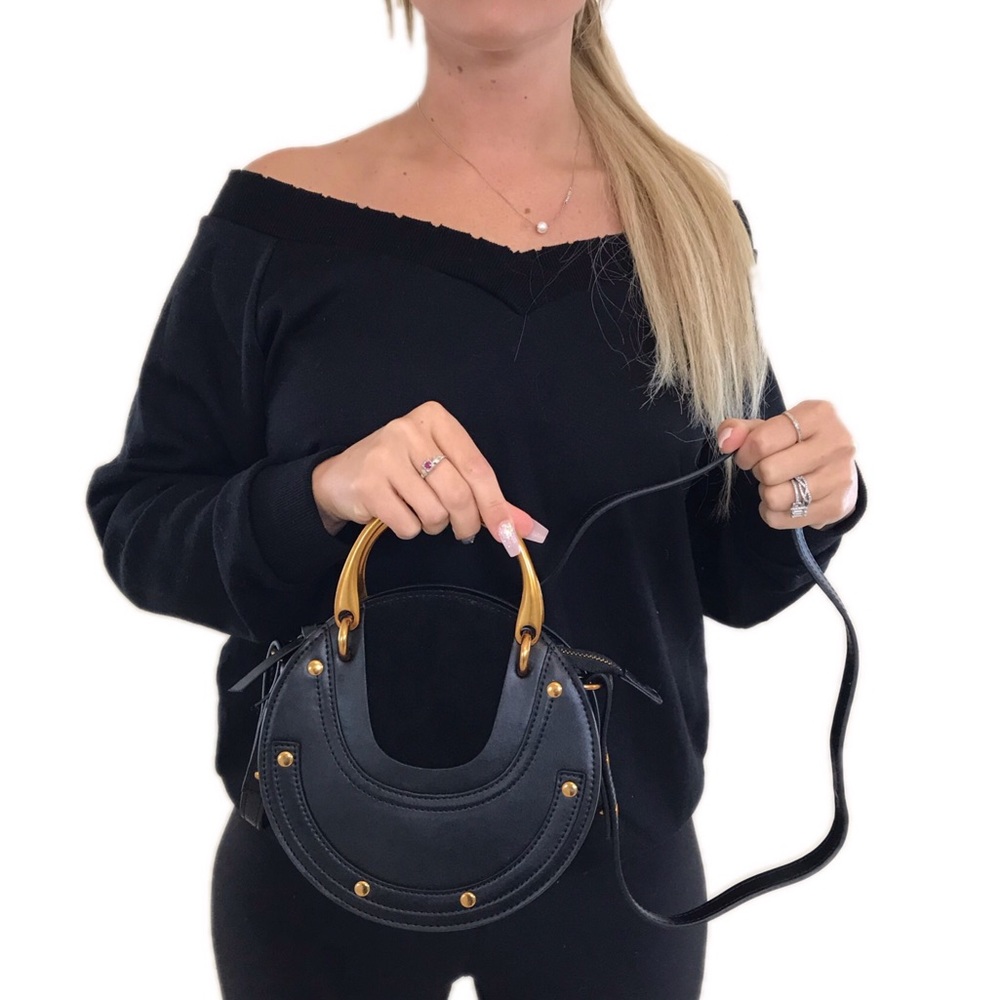 Round Handbag - Picture 10 of 15